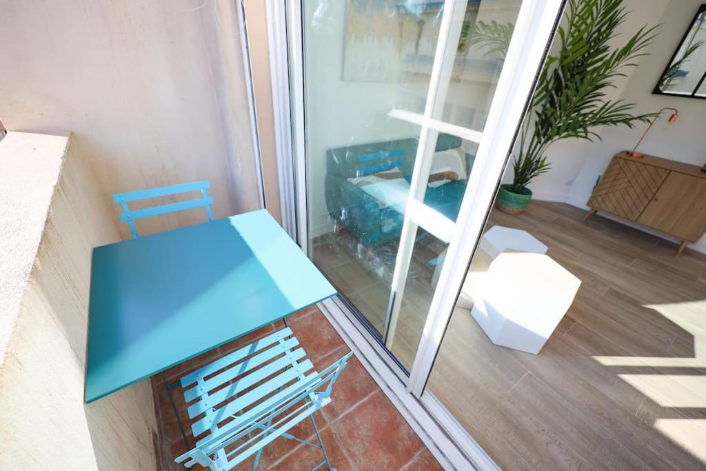 Cosy Pied A Terre Rue Corneille, Coeur Marseille, 4 Pers, 2 Ch Apartment Exterior photo
